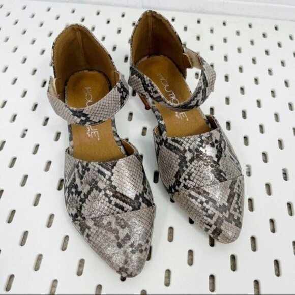 Boutique by CORKY’S Zenobia Taupe Metallic Snake Embossed D'Orsay Flats - size 6 - Picture 1 of 9